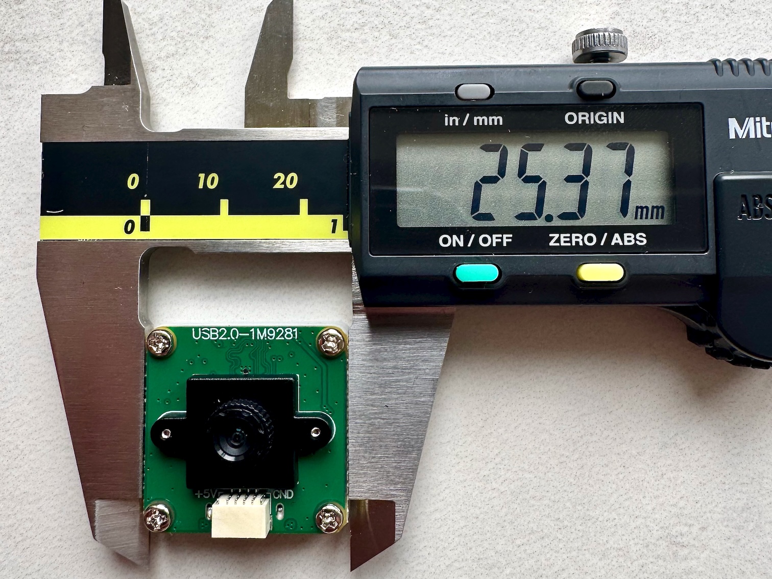 Waveshare OV9281 measured with digital calipers